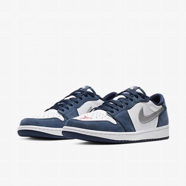 NIKE(ナイキ)のNIKE SB AIR JORDAN 1 LOW Navy AJ1 26.5  メンズの靴/シューズ(スニーカー)の商品写真