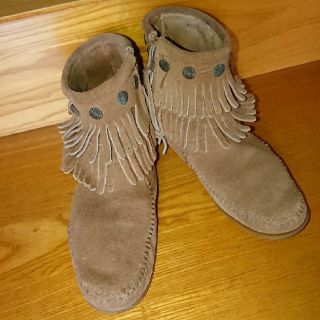 ミネトンカ(Minnetonka)のMINNETONKA フリンジブーツ(ブーツ)