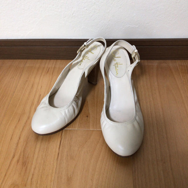 Cole Haan(コールハーン)の【コールハーン】 サンダル 白 23.0cm レディースの靴/シューズ(サンダル)の商品写真