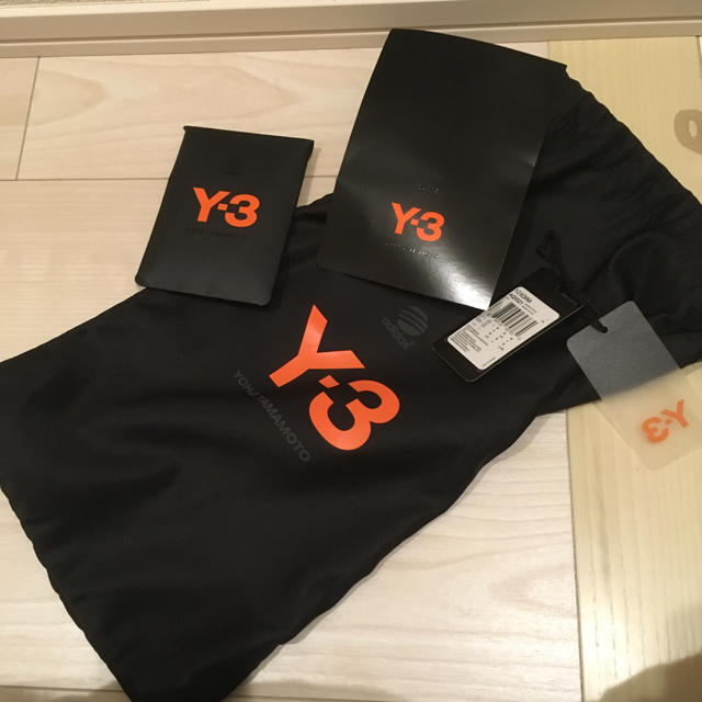 Y-3(ワイスリー)のY-3 スニーカー M メンズの靴/シューズ(スニーカー)の商品写真