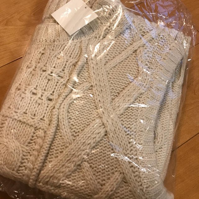 todayful cable knit vest