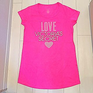 ヴィクトリアズシークレット(Victoria's Secret)の新品未使用 VS ワンピース ピンク(Tシャツ(半袖/袖なし))