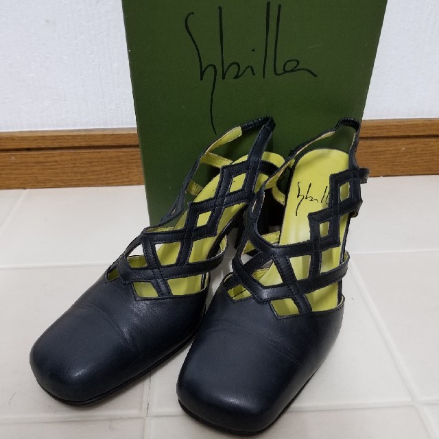Sybilla(シビラ)のシビラSybilla　パンプス　２３ レディースの靴/シューズ(ハイヒール/パンプス)の商品写真