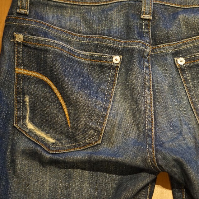 JOE’S JEANS(ジョーズジーンズ)のジョーズジーンズ　クロップドデニム　23 レディースのパンツ(デニム/ジーンズ)の商品写真