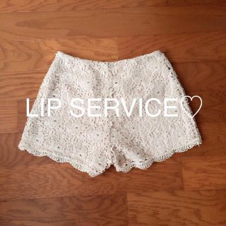 リップサービス(LIP SERVICE)のリップ/花柄レースショーパン(ショートパンツ)