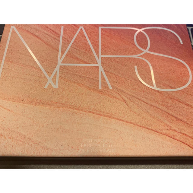 NARS(ナーズ)のララちゃん様 NARS ホットナイツ フェースパレット コスメ/美容のベースメイク/化粧品(フェイスカラー)の商品写真