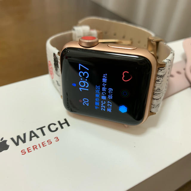 Apple Watch シリーズ3 セルラーモデル（ゴールド）