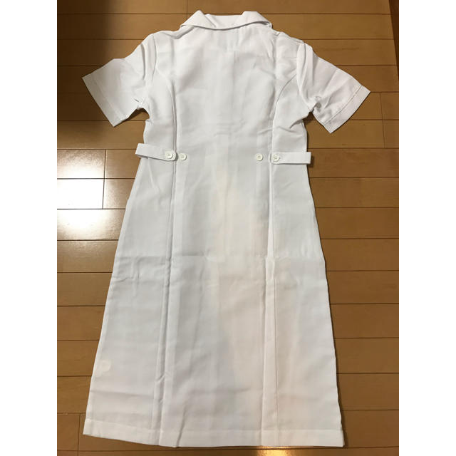 新品 未使用 ナース服 ワンピース 白衣 レディースのワンピース(ひざ丈ワンピース)の商品写真