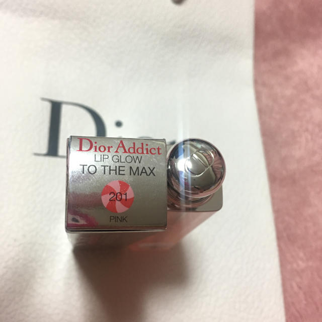 Christian Dior(クリスチャンディオール)のクリスチャンディオール☆アディクト リップ グロウ 201 コスメ/美容のベースメイク/化粧品(口紅)の商品写真