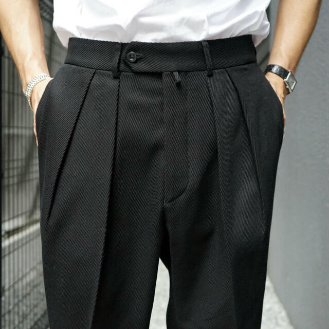 NEAT Cotton Karsey / Black tapered 48 メンズのパンツ(スラックス)の商品写真