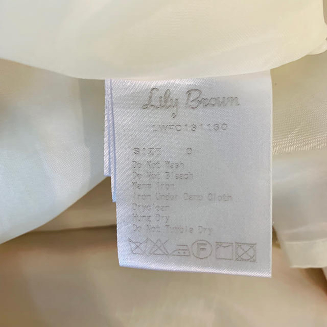 Lily Brown(リリーブラウン)の花柄ワンピース  リリーブラウン Sサイズ レディースのワンピース(ひざ丈ワンピース)の商品写真