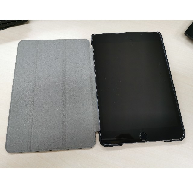 iPad mini4 64GB Wi-Fi+Cellular（ドコモ版） 3