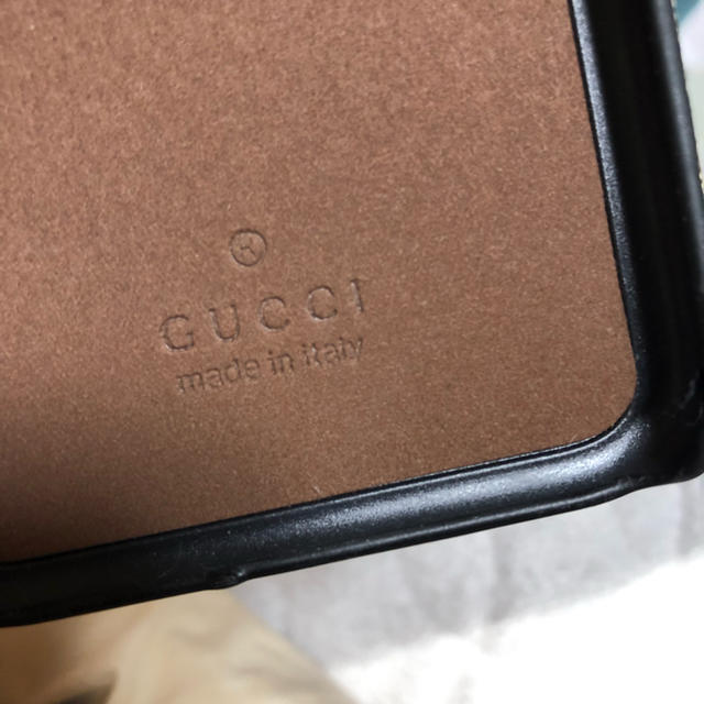 Gucci(グッチ)のGUCCI蛇iPhoneケース スマホ/家電/カメラのスマホアクセサリー(iPhoneケース)の商品写真