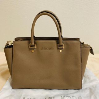 マイケルコース(Michael Kors)のマイケルコース ハンドバッグ ベージュ(ハンドバッグ)