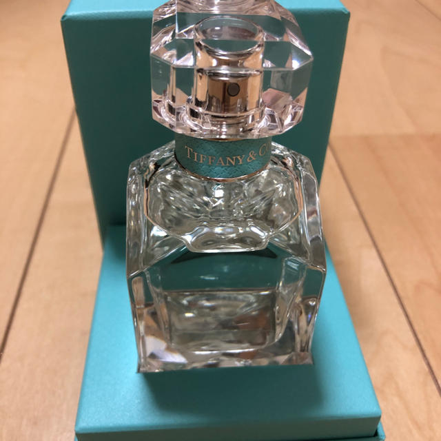 Tiffany & Co.(ティファニー)のティファニー 香水 50ml コスメ/美容の香水(香水(女性用))の商品写真