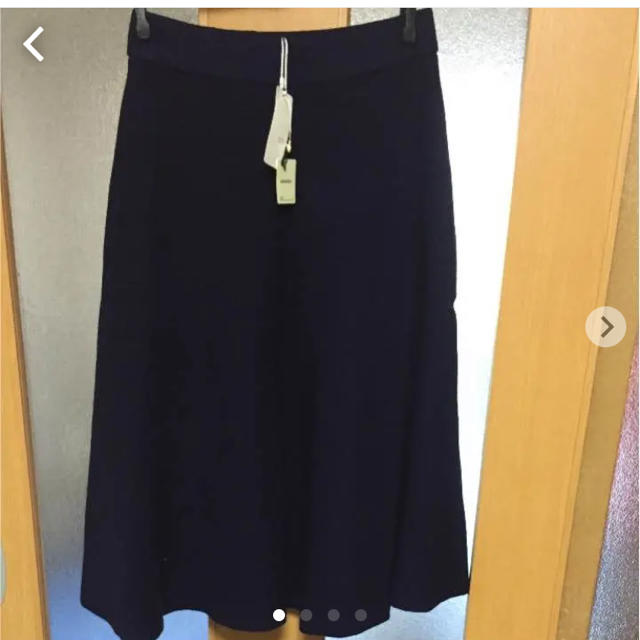 BEAMS(ビームス)の秋ニットスカート紫 レディースのスカート(ひざ丈スカート)の商品写真
