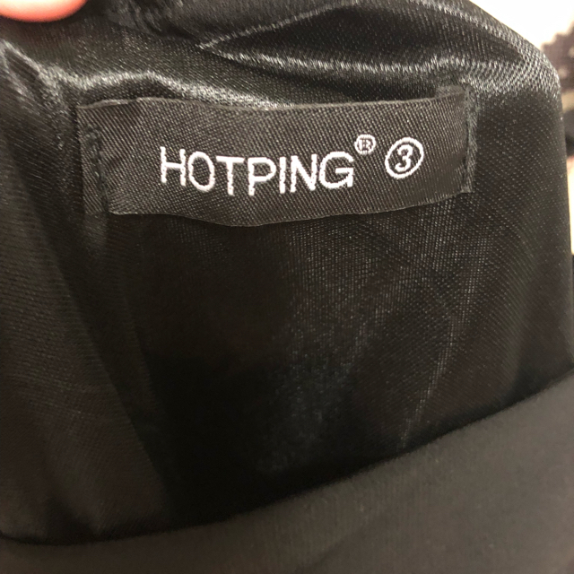 HOTPING(ホッピン)の肩フリルのジャンパースカート レディースのワンピース(ひざ丈ワンピース)の商品写真