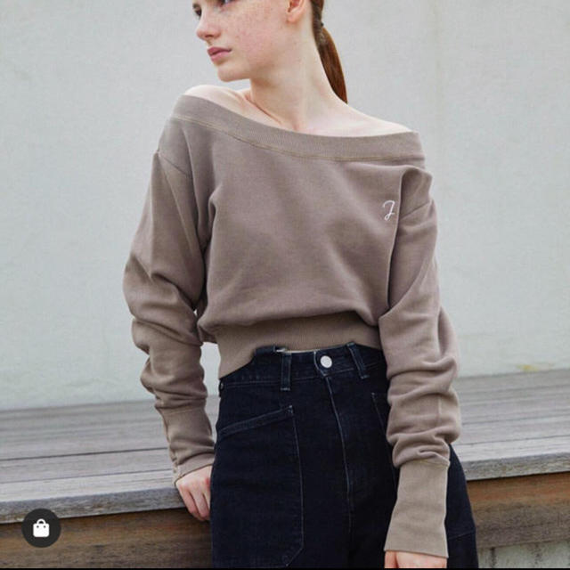 ALEXIA STAM(アリシアスタン)のjuemi♡ Loose Neck Pigment Dyed Sweat   レディースのトップス(トレーナー/スウェット)の商品写真