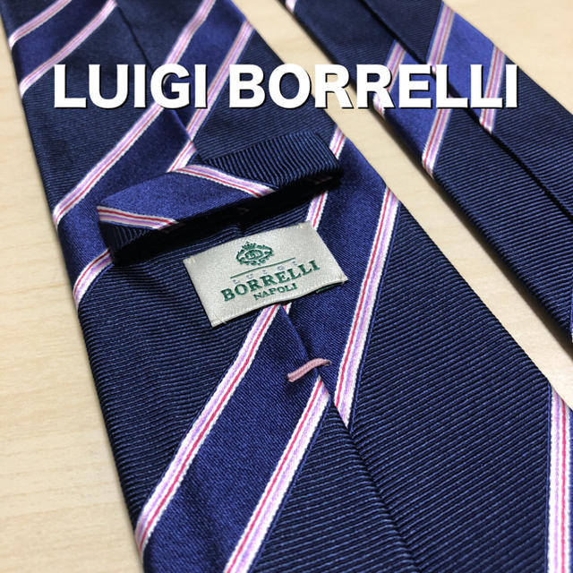 LUIGI BORRELLI(ルイジボレッリ)のtak様【美品】LUIGI BORRELLI  ネイビー レジメンタル ネクタイ メンズのファッション小物(ネクタイ)の商品写真