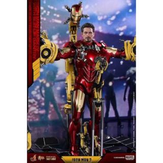 マーベル(MARVEL)のホットトイズ　ディキャスト　アイアンマン　マーク4装着機付きセット(アメコミ)