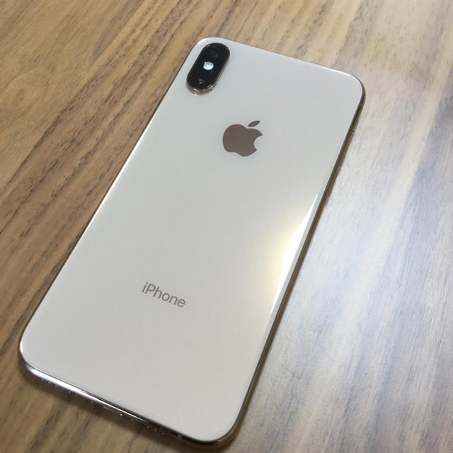 Apple(アップル)のiPhoneXs超美品中古 256GB スマホ/家電/カメラのスマートフォン/携帯電話(スマートフォン本体)の商品写真