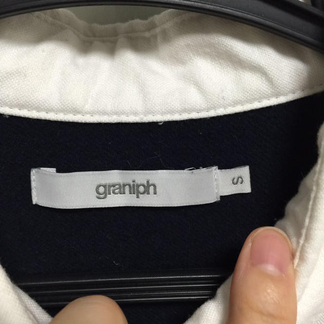 Design Tshirts Store graniph(グラニフ)のグラニフ☆ユニセックス白シャツ☆Sサイズ メンズのトップス(シャツ)の商品写真