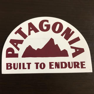 パタゴニア(patagonia)の【縦6cm横8.9cm】 patagonia 公式ステッカー(その他)