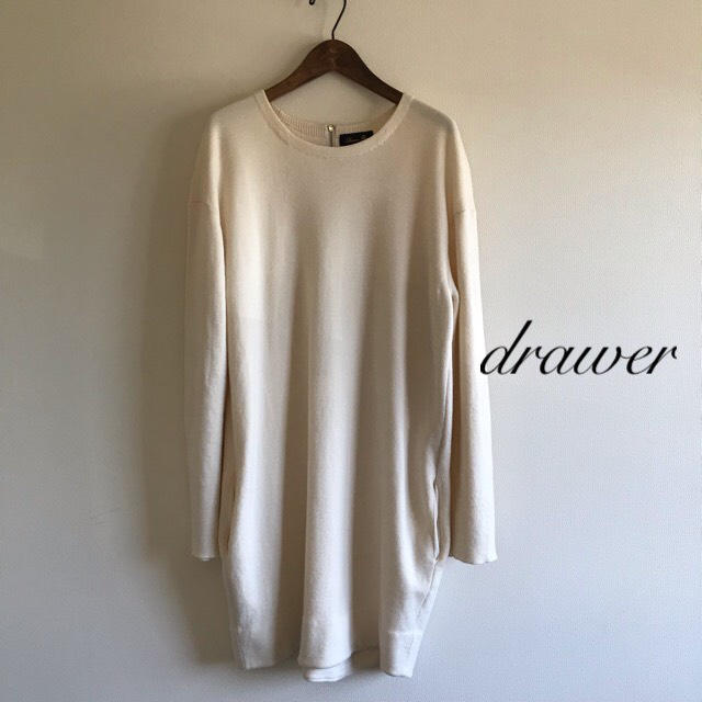 Drawer(ドゥロワー)の美品⭐️Drawer／ドゥロワー ウールニットワンピース ホワイト レディースのワンピース(ひざ丈ワンピース)の商品写真