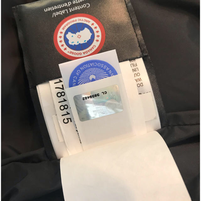 CANADA GOOSE(カナダグース)のカナダグース ダウンベスト  S メンズのジャケット/アウター(ダウンベスト)の商品写真