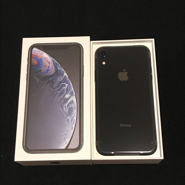 iPhone XR Black 64GB Apple SIMフリー 新品未使用スマホ