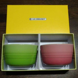 ルクルーゼ(LE CREUSET)の【新品未使用品】ルクルーゼ  ラムカン　Ｌ　２個セット　ピンク　ライム(食器)