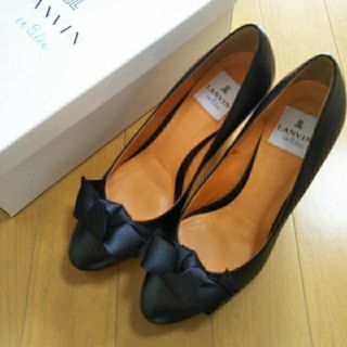 ランバンオンブルー(LANVIN en Bleu)のランバンオンブルー　22.5cm 　リボン　パンプス(ハイヒール/パンプス)