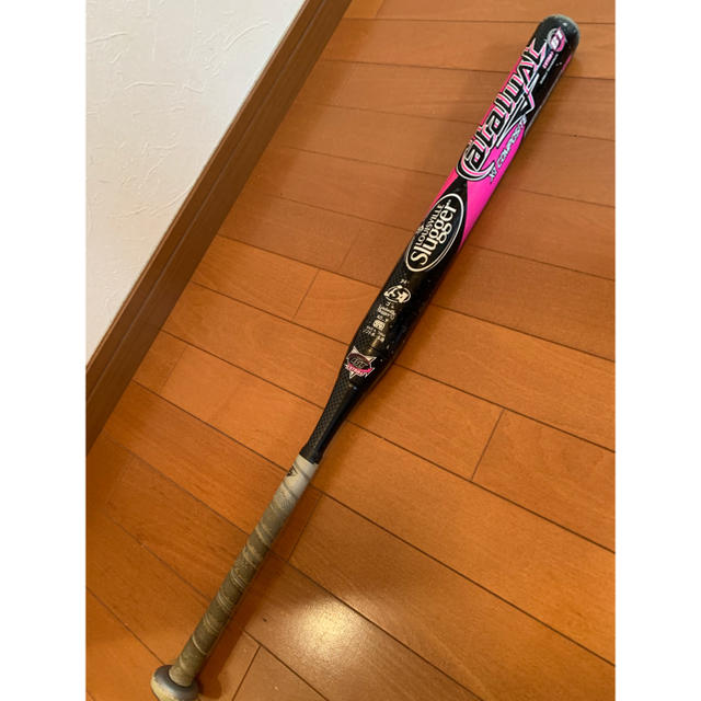 Louisville Slugger(ルイスビルスラッガー)のかんみ884様専用 ルイスビル カタリスト /ソフトボールバット2号 スポーツ/アウトドアの野球(バット)の商品写真