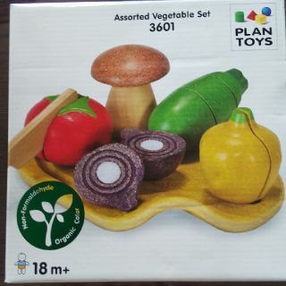 プラントイ(PLANTOYS)のPlantoys 詰め合わせ野菜セット 1才半～(知育玩具)