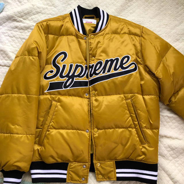 supreme script varsity puffy Jacket ダウン