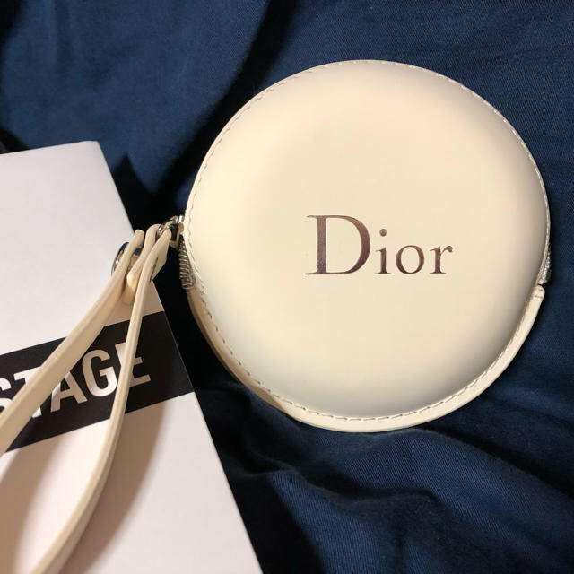 Dior(ディオール)のDior ノベルティポーチ ショップバッグ付き エンタメ/ホビーのコレクション(ノベルティグッズ)の商品写真