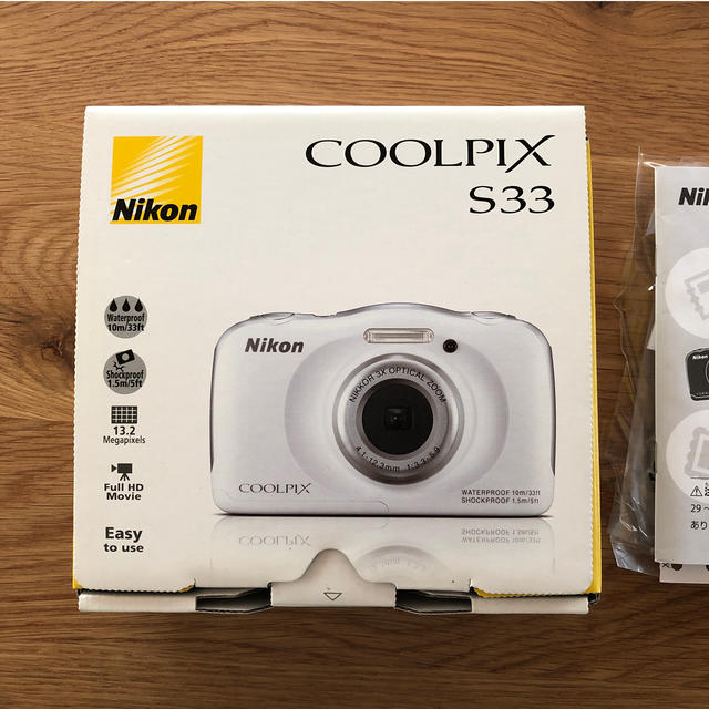 Nikon(ニコン)のNikon COOLPIX S33 スマホ/家電/カメラのカメラ(コンパクトデジタルカメラ)の商品写真