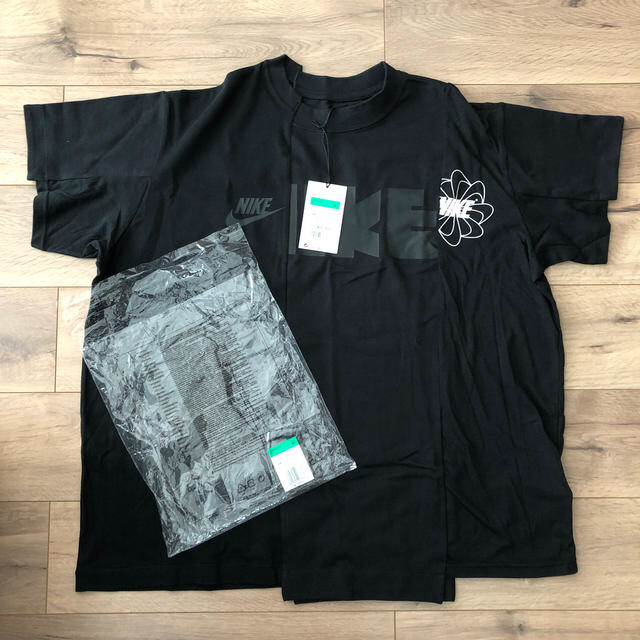 sacai(サカイ)のNIKE sacai ブラック XL メンズのトップス(Tシャツ/カットソー(半袖/袖なし))の商品写真