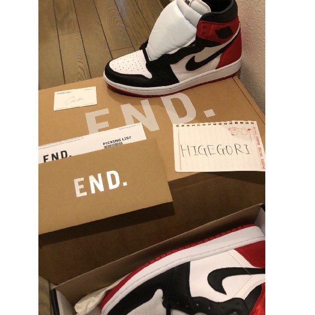 NIKE(ナイキ)のNIKE WMNS AIR JORDAN 1  SATIN BLACK TOE  メンズの靴/シューズ(スニーカー)の商品写真