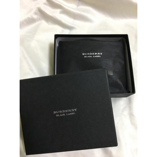 BURBERRY BLACK LABEL(バーバリーブラックレーベル)のバーバリー 二つ折り財布 メンズのファッション小物(折り財布)の商品写真