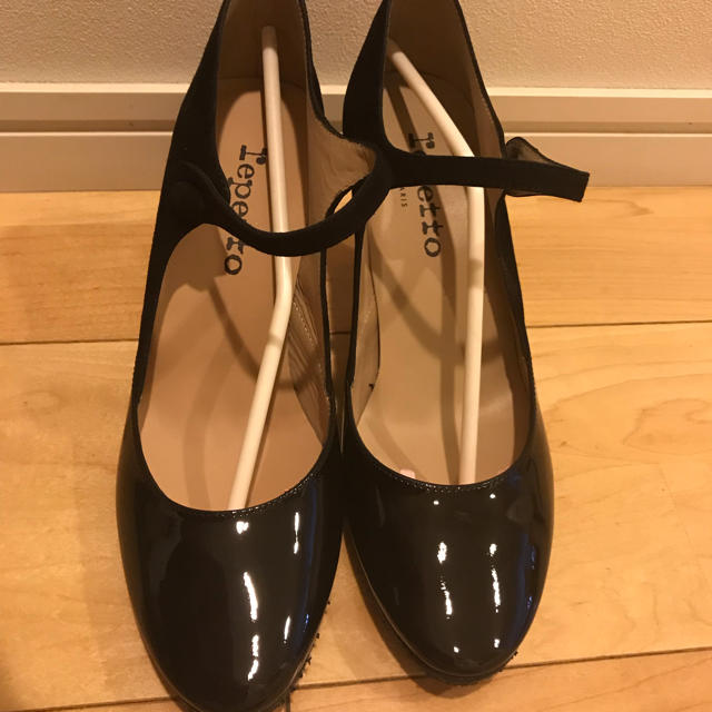 repetto パテント スウェード ストラップ パンプス