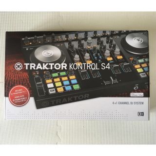 TRAKTOR KONTROL S4 Mk2(DJコントローラー)