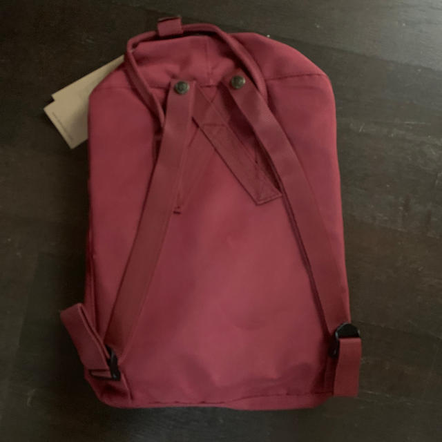 FJALL RAVEN(フェールラーベン)の新品☆フェールラーベン🦊カンケンバッグ レディースのバッグ(リュック/バックパック)の商品写真