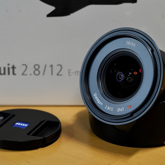 Carl Zeiss Touit 2.8/12 Eマウント APS-C 新発売 racineinc.com