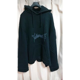 バレンシアガ(Balenciaga)の[motte様専用]VETEMENTS 15AW メタルロゴパーカー(パーカー)