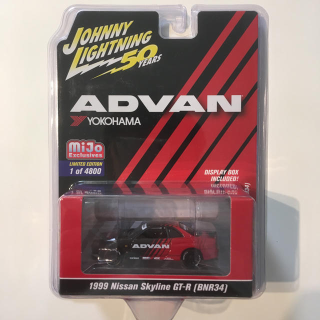 日産(ニッサン)のジョニーライトニング 1/64 アドバン スカイラインGT-R （BNR34） エンタメ/ホビーのおもちゃ/ぬいぐるみ(ミニカー)の商品写真