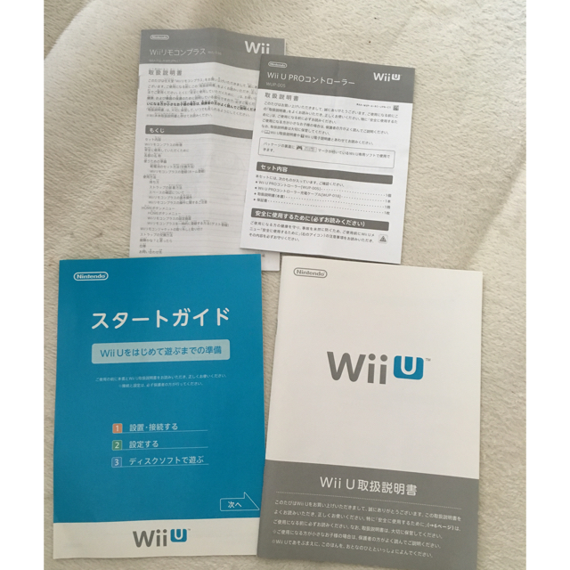 Wii U(ウィーユー)のWiiU 本体 コントローラー エンタメ/ホビーのゲームソフト/ゲーム機本体(家庭用ゲーム機本体)の商品写真