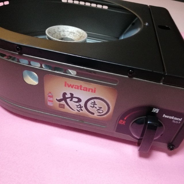 Iwatani(イワタニ)のやきまる カセットガス スモークレス 焼肉グリル スマホ/家電/カメラの調理家電(調理機器)の商品写真
