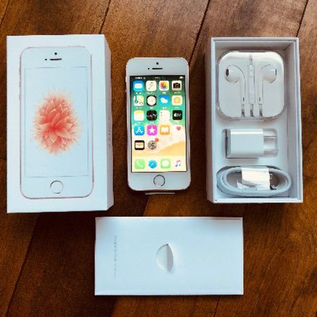 未使用品　iPhone SE 128GB ローズゴールド