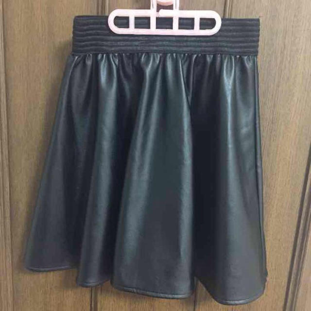 MURUA(ムルーア)のムルーア レザースカート 新品 レディースのスカート(ミニスカート)の商品写真